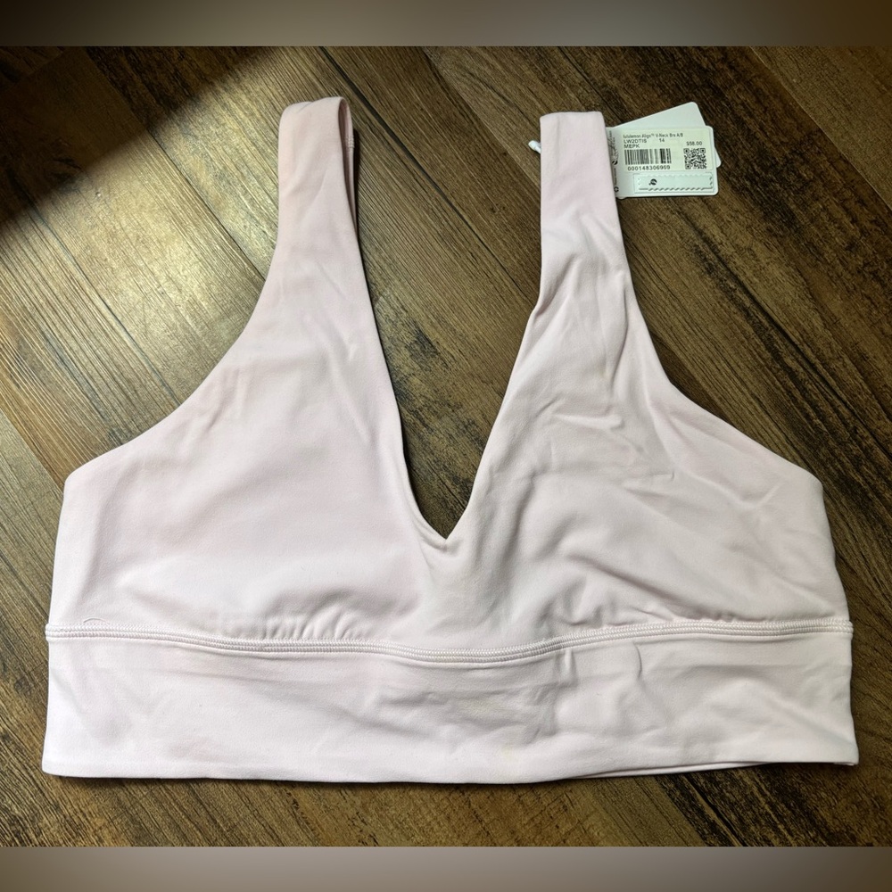 NWT lululemon align v-neck bra. Size 14